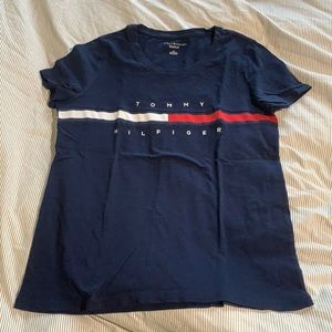TOMMY HILFIGER T-SHIRT - NAVY BLUE